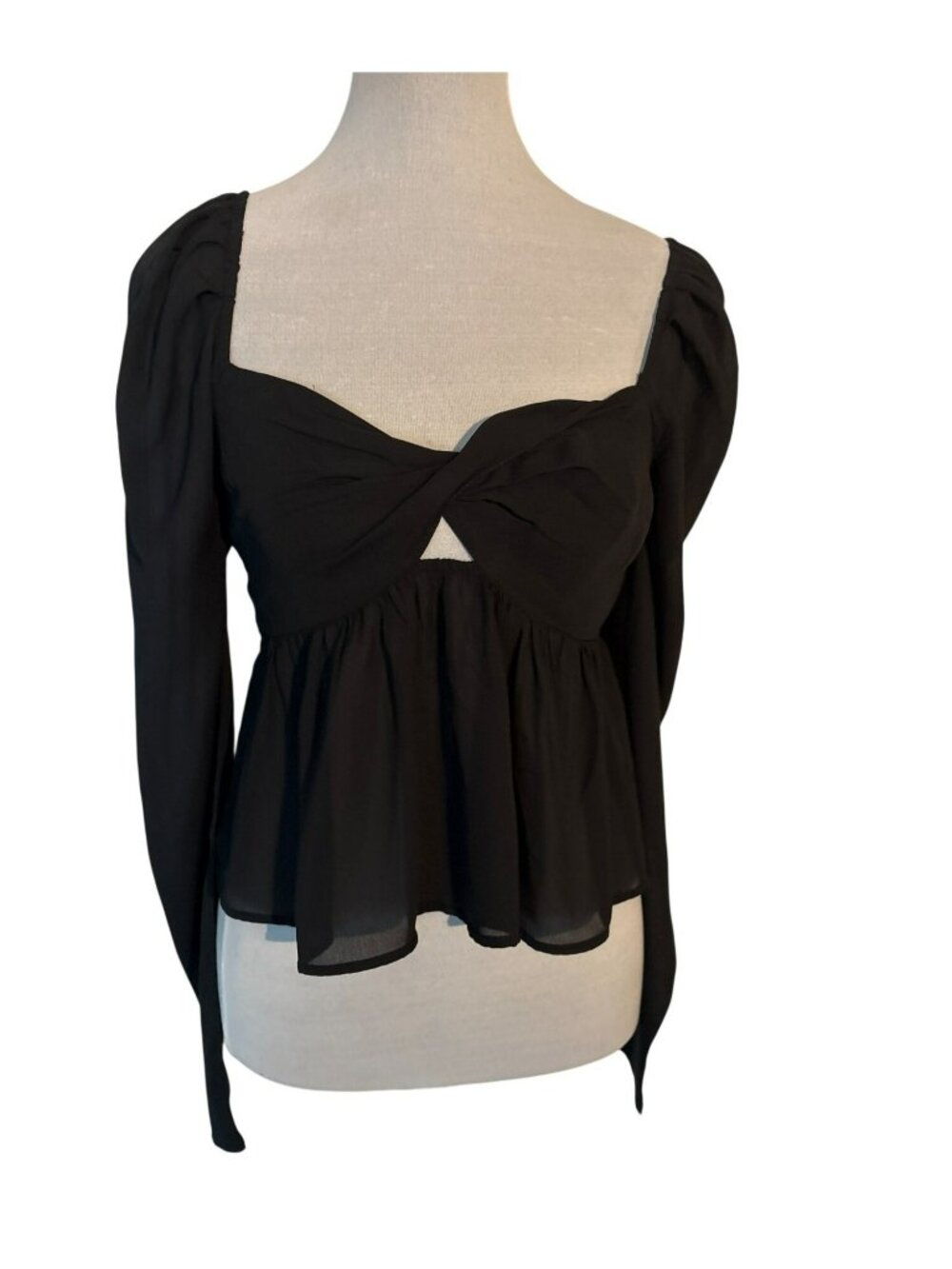 NWT Abercrombie & Fitch Cropped Long Sleeve Twist-Front Peplum Top X-Small